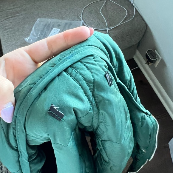 Green Quilted Puffer Jacket - Picture 11 of 13